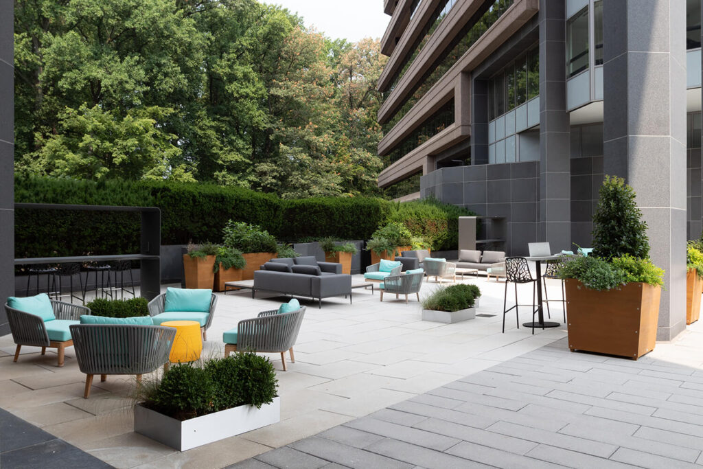 Outdoor seating area & courtyard